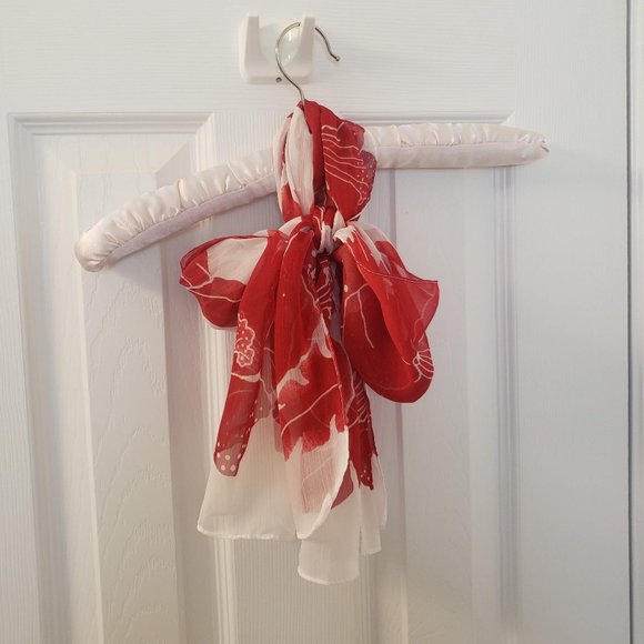 Pair of Scarves Floral Flowers Red Thin Sheer Wrap - Picture 8 of 14